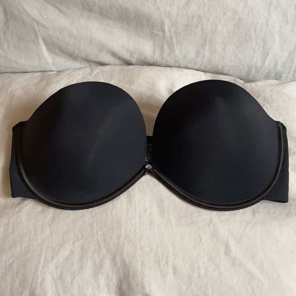 la Vie en Rose Strapless Bra